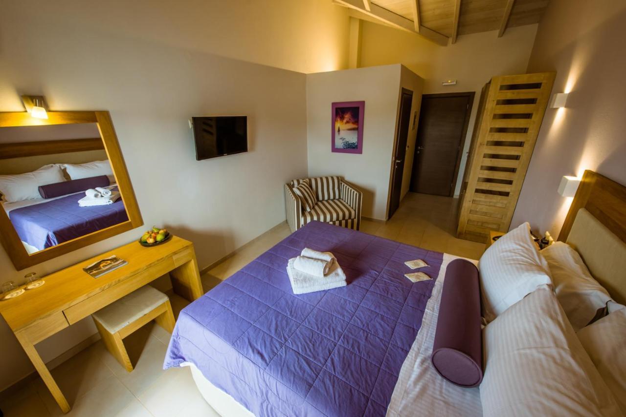 Aktaia Boutique Hotel Ammoudia Exterior photo